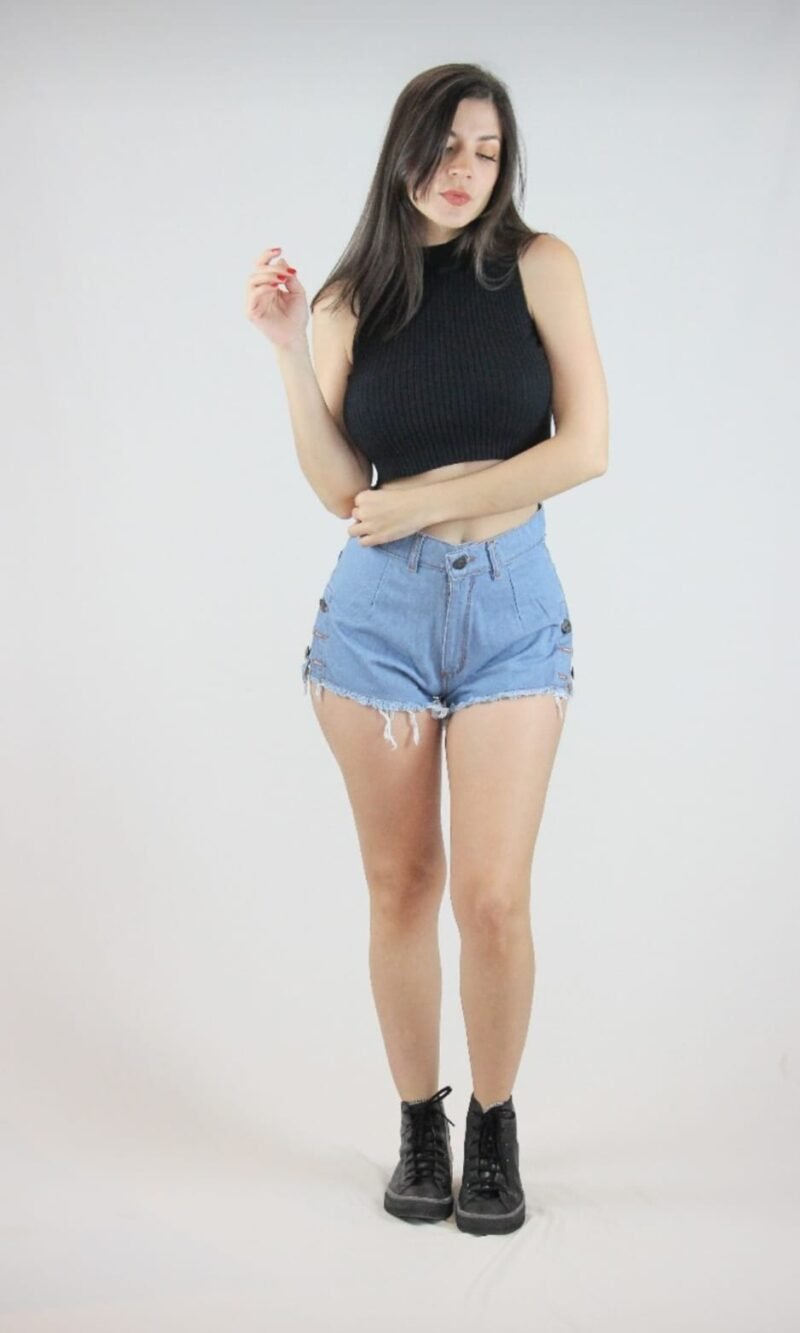 Short Celeste boton