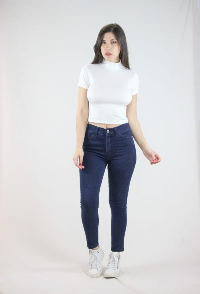 traje azul marino skinny